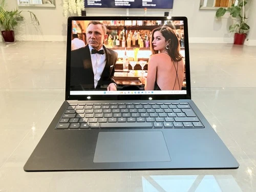 Microsoft Surface Laptop 4 image
